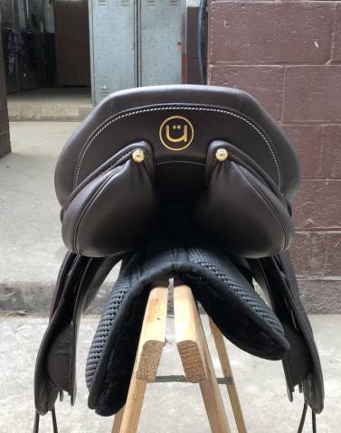 Sella da salto ostacoli Stubben  17.5" - 2022