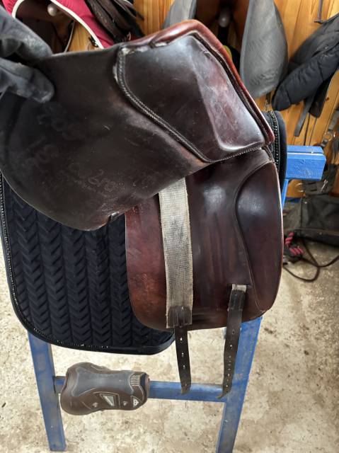 Sella da dressage  Omega 17.5" - 2010