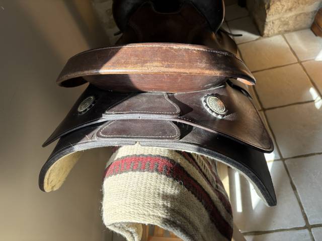 Sella western Colorado Springs  15" - 2010