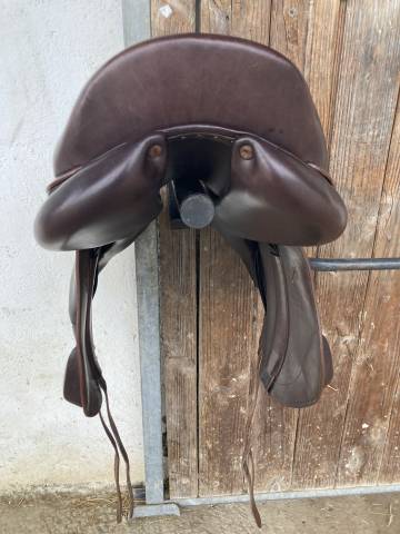 Sella da salto ostacoli  Pitch Prod 17" - 2022