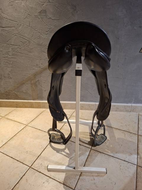 Sella da dressage Forestier  17.5" - 2011