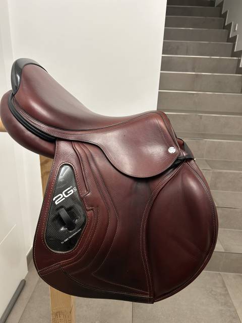 Sella da salto ostacoli CWD  17.5" - 2025