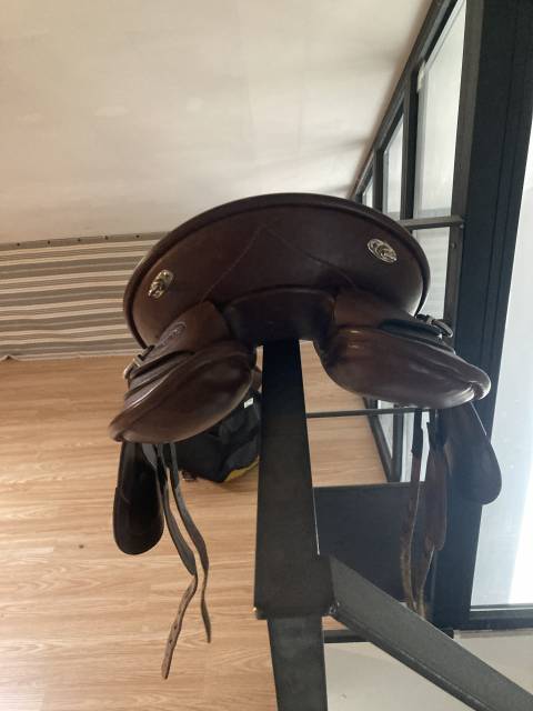 Sella da trekking Prestige Italia Atena Flaps 17" - 2009