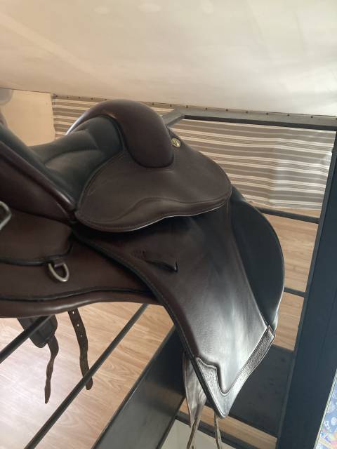 Sella da trekking Prestige Italia Atena Flaps 17" - 2009