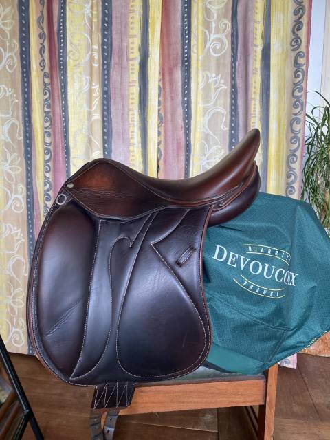 Sella da dressage Devoucoux  16.5" - 2001