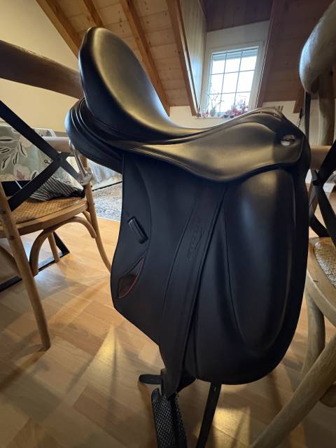 Sella da dressage Erreplus Connect WR 16.5" - 2024