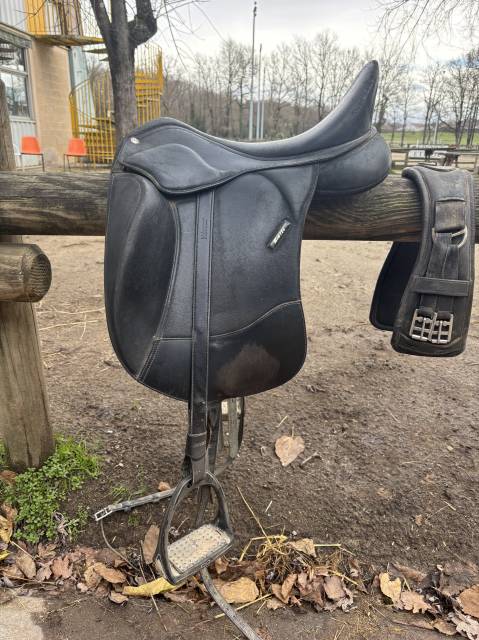 Sella da dressage Wintec  17" - 2010