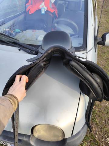 Sella da dressage Wintec  16" - 2021