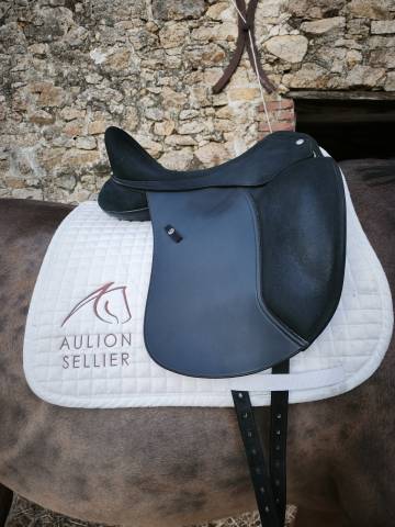 Sella da dressage Wintec  17.5" - 2024