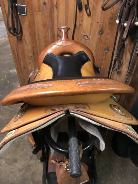 Sella western   16" - 2017