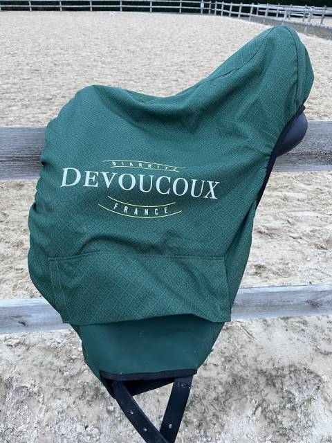 Sella da dressage Devoucoux  18" - 2024