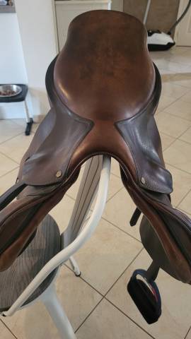 Sella da salto ostacoli Delgrange  17.5" - 2006