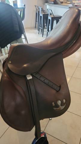 Sella da salto ostacoli Delgrange  17.5" - 2006