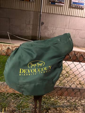 Sella da salto ostacoli Devoucoux  17" - 2018