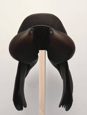 Sella da salto ostacoli Antar&egrave;s  17.5" - 2018