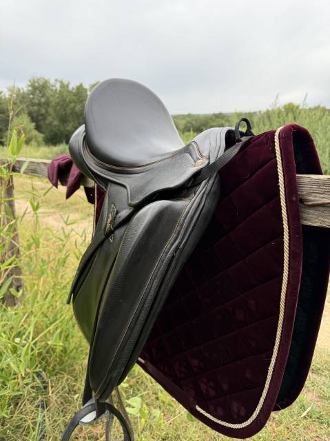 Sella da dressage Zaldi  17.5" - 2010