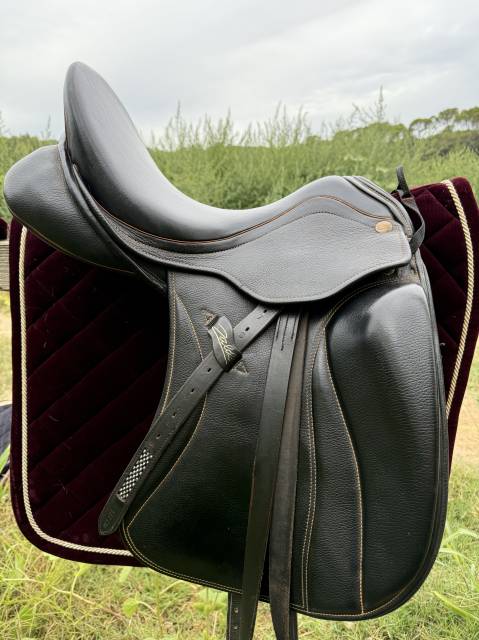 Sella da dressage Zaldi  17.5" - 2010