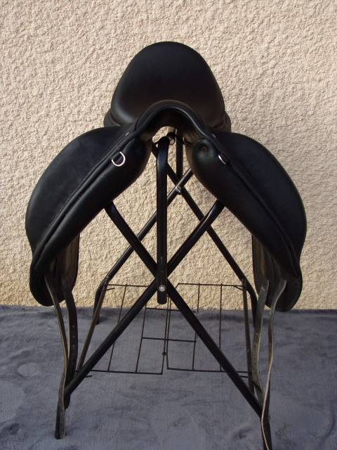 Sella da dressage Childeric  18" - 2021