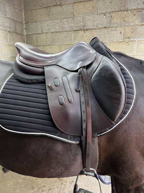 Sella da salto ostacoli GBS  17.5" - 2020