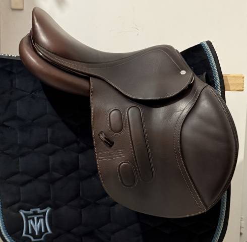 Sella da salto ostacoli GBS  16.5" - 2019