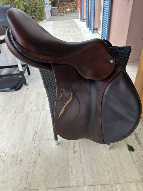 Sella da salto ostacoli Antar&egrave;s  17.5" - 2022