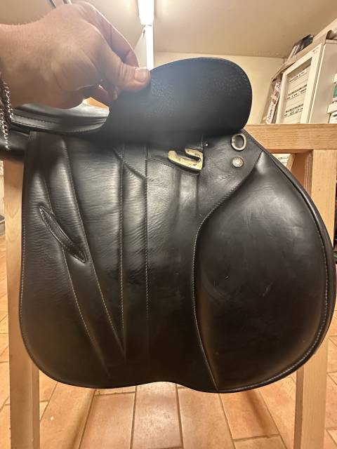 SELLA DA SALTO OSTACOLI - BUTET