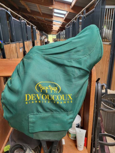 Sella da dressage Devoucoux  18" - 2020