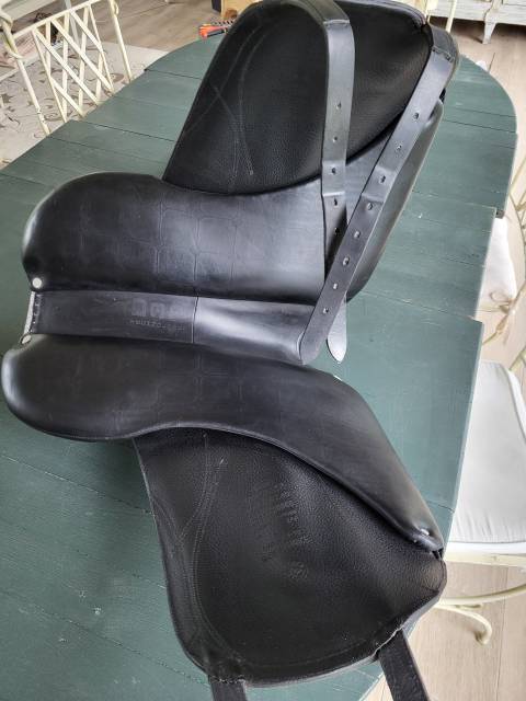 Sella da dressage Devoucoux  18" - 2020