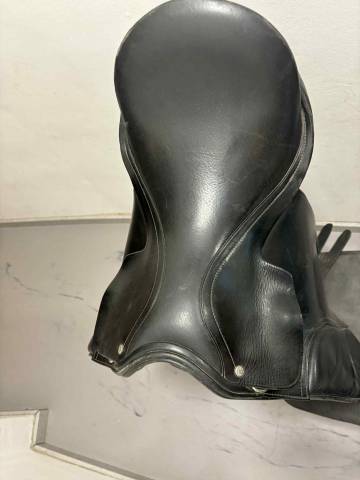 Sella da dressage  Dalemans  17.5" - 2024