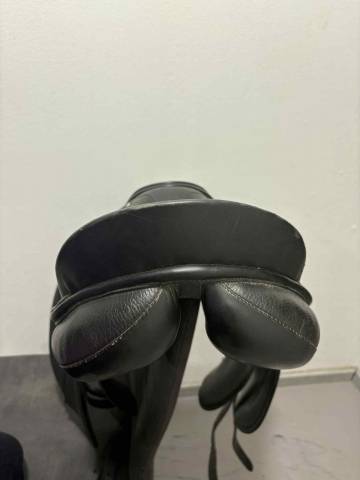 Sella da dressage  Dalemans  17.5" - 2024