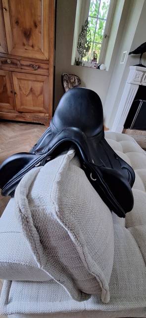 Sella da dressage Antar&egrave;s  17" - 2022