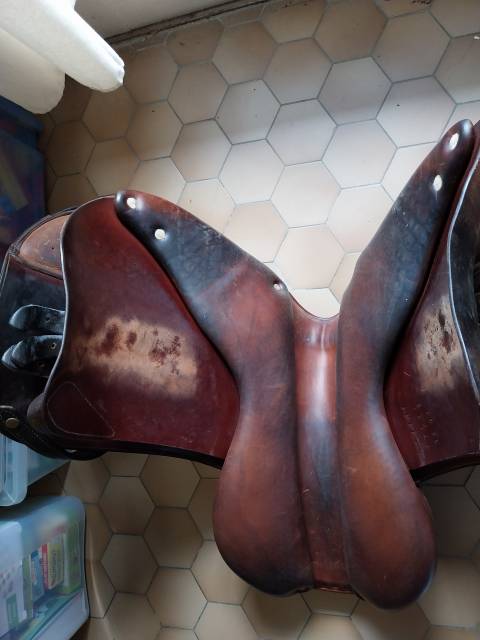 Sella da salto ostacoli Brunet-Pineau  17.5" - 2000