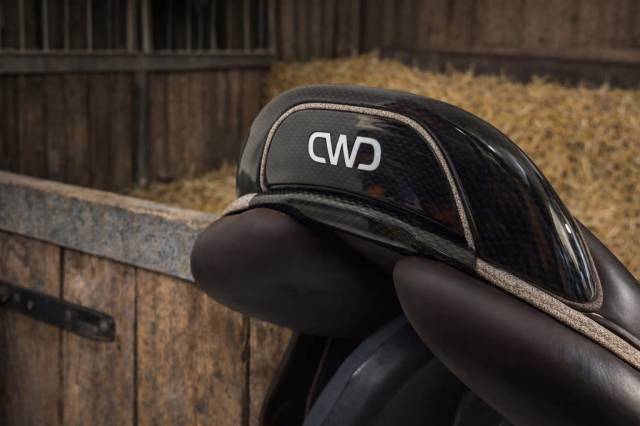 Sella da salto ostacoli CWD  17.5" - 2025