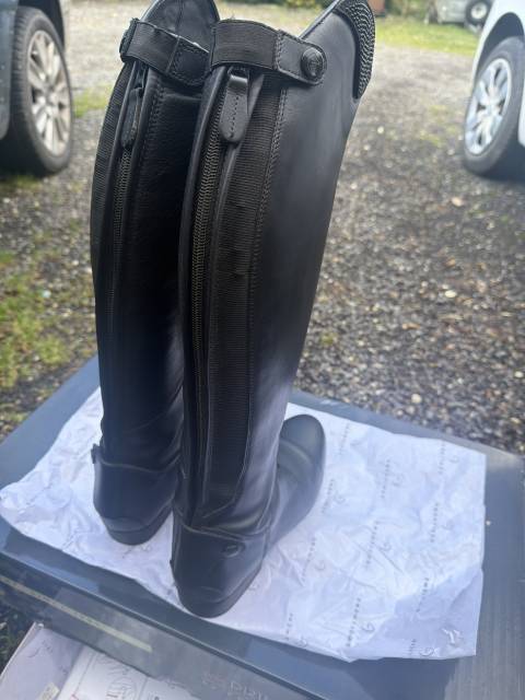  Equith&egrave;me Occasione