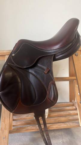 Sella da salto ostacoli Antar&egrave;s  17.5" - 2023