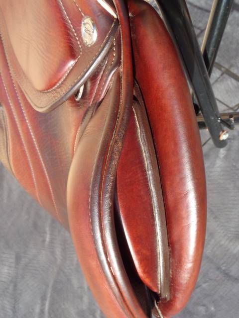 Sella da salto ostacoli CWD  17" - 2024