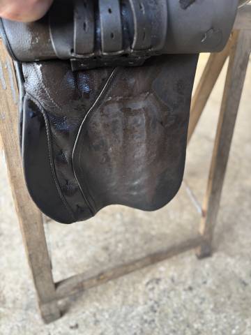 Sella da dressage Kieffer  17.5" - 2013