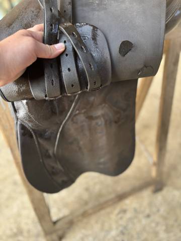 Sella da dressage Kieffer  17.5" - 2013