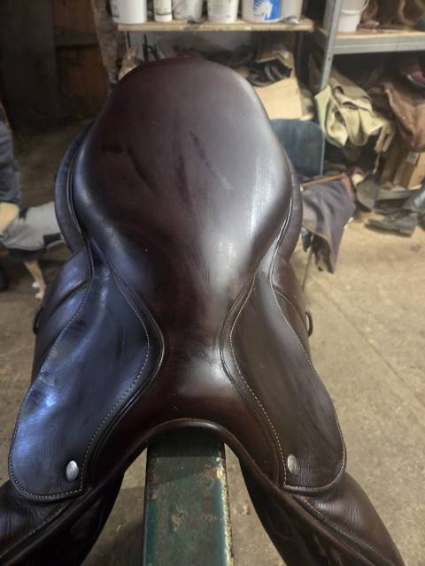 Sella da salto ostacoli Forestier  17.5" - 2023