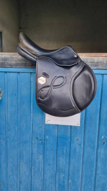 Sella da salto ostacoli Time Rider  16.5" - 2020