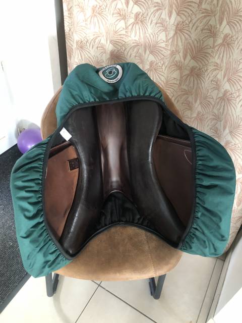 Sella da salto ostacoli Forestier  17.5" - 2023