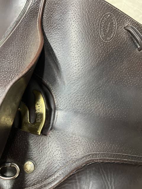 Sella da salto ostacoli Devoucoux Biarritz 17.5" - 2010