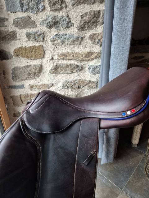 Sella da salto ostacoli PLS JD 18" - 2018