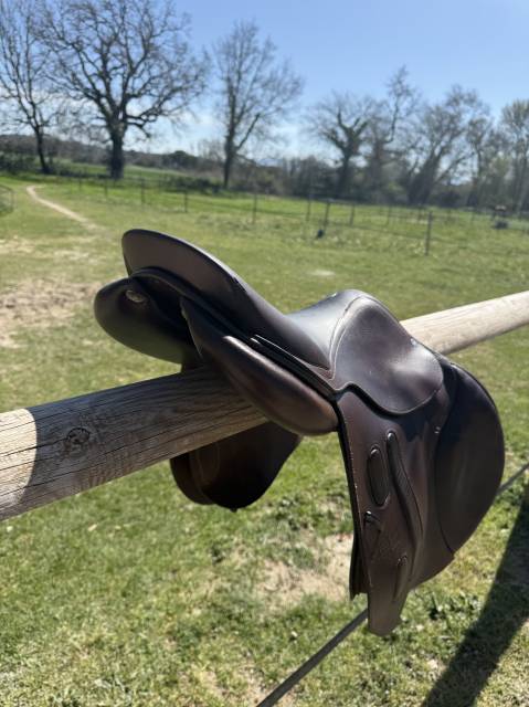 Sella da salto ostacoli GBS  17.5" - 2017