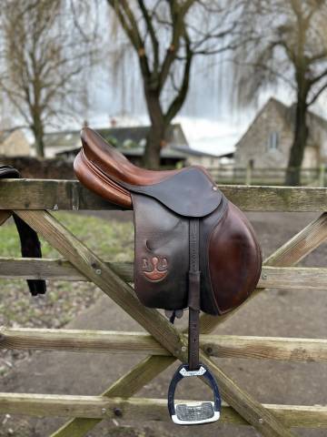 Sella da salto ostacoli Delgrange  17.5" - 2018