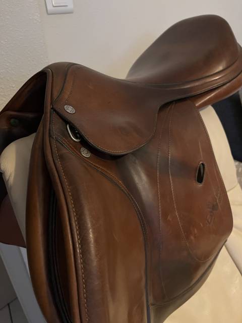 Sella da salto ostacoli Equipe  17.5" - 2008