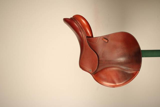 Sella da salto ostacoli CWD  17.5" - 2022