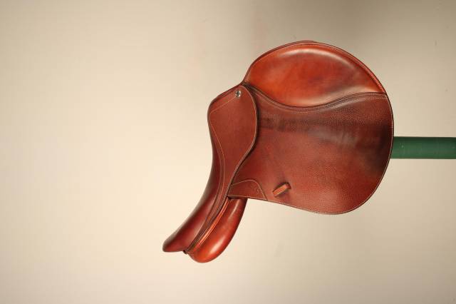 Sella da salto ostacoli CWD  17.5" - 2022