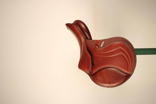 Sella da salto ostacoli CWD  17.5" - 2020