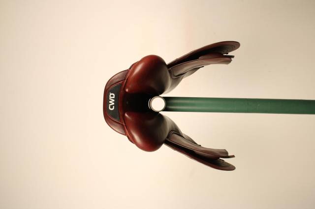 Sella da salto ostacoli CWD  17.5" - 2020